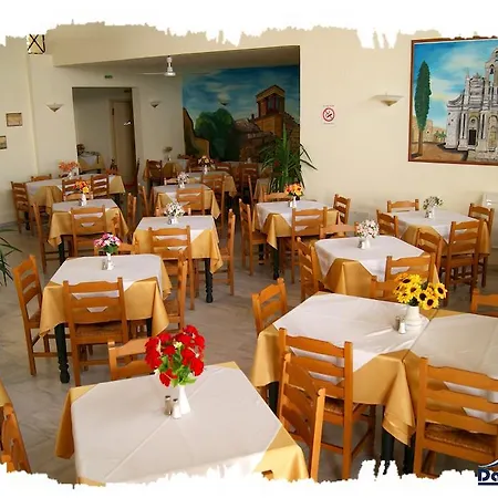 Bay Hotel 2*