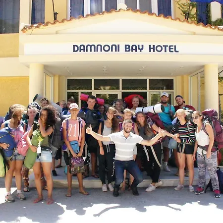 Bay 2* Damnoni