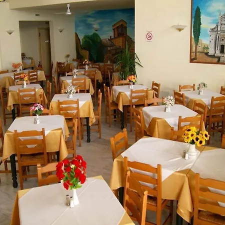 Bay Hotel 2*