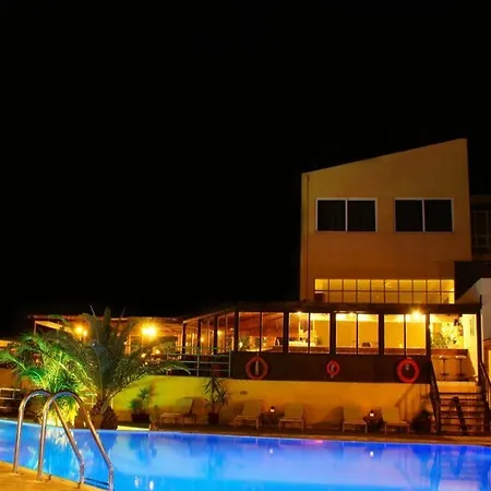 Bay Hotel Damnoni