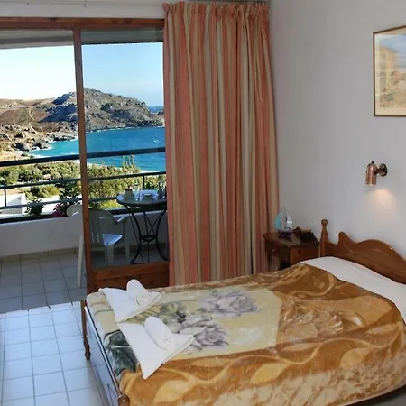 Bay Hotel 2*